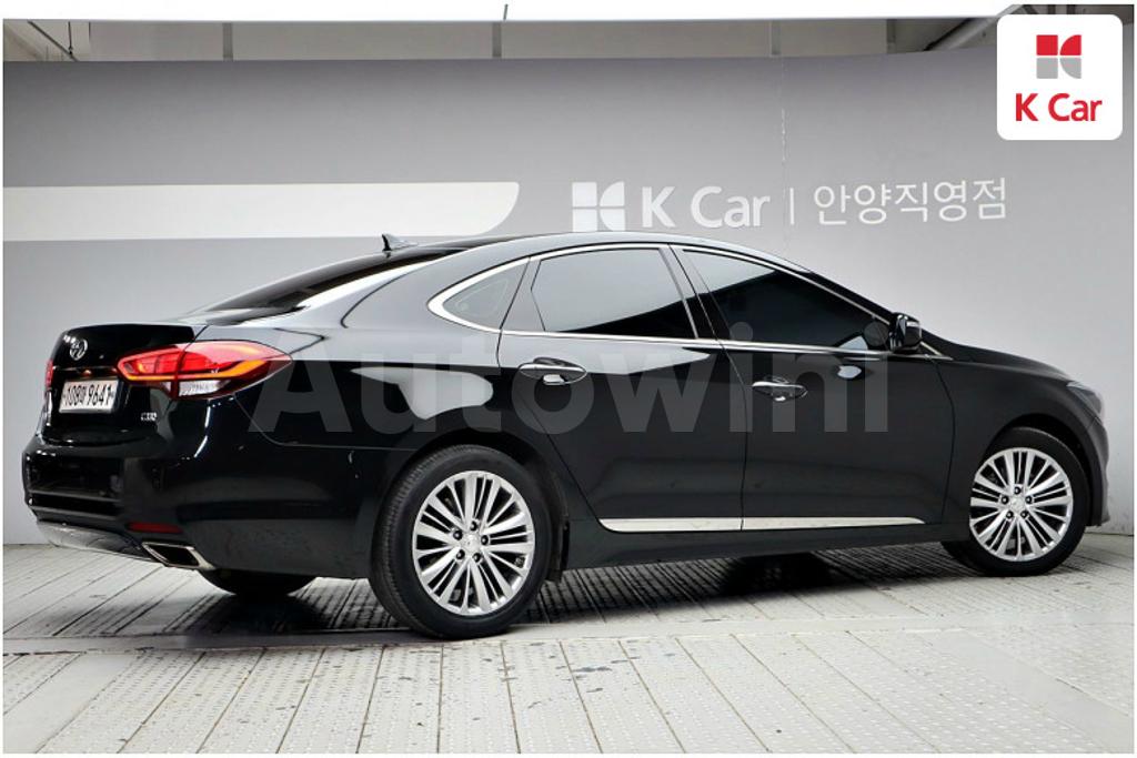 KMHFN412BGA008162 2016 HYUNDAI ASLAN G330 PREMIUM-1
