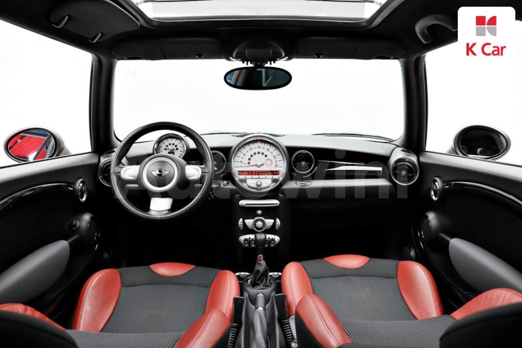 2010 MINI COOPER CLUBMAN BASIC - 11