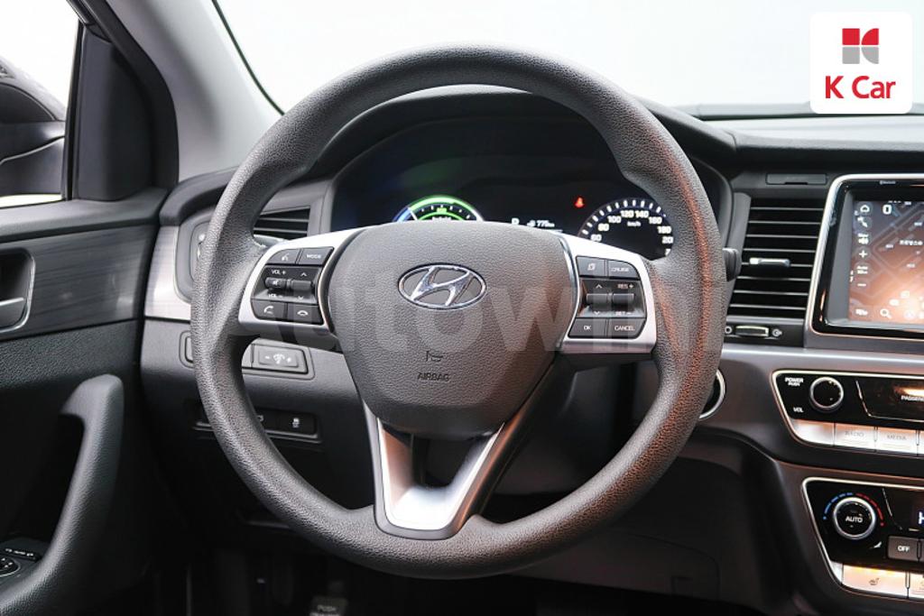 2019 HYUNDAI SONATA RISE HYBRID SMART - 10