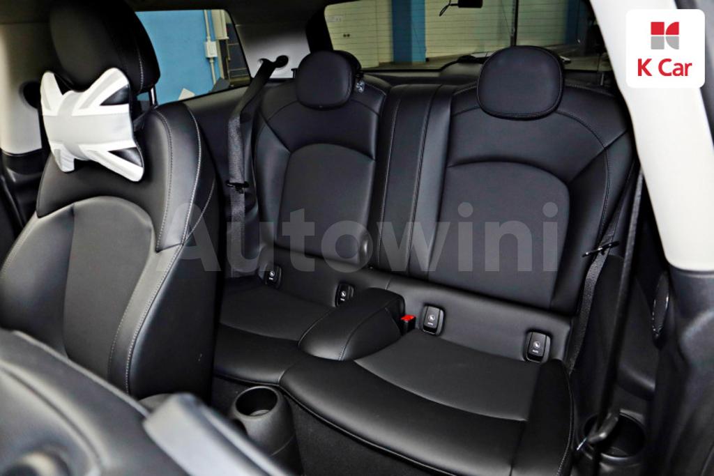 2017 MINI COOPER D HIGH - 9