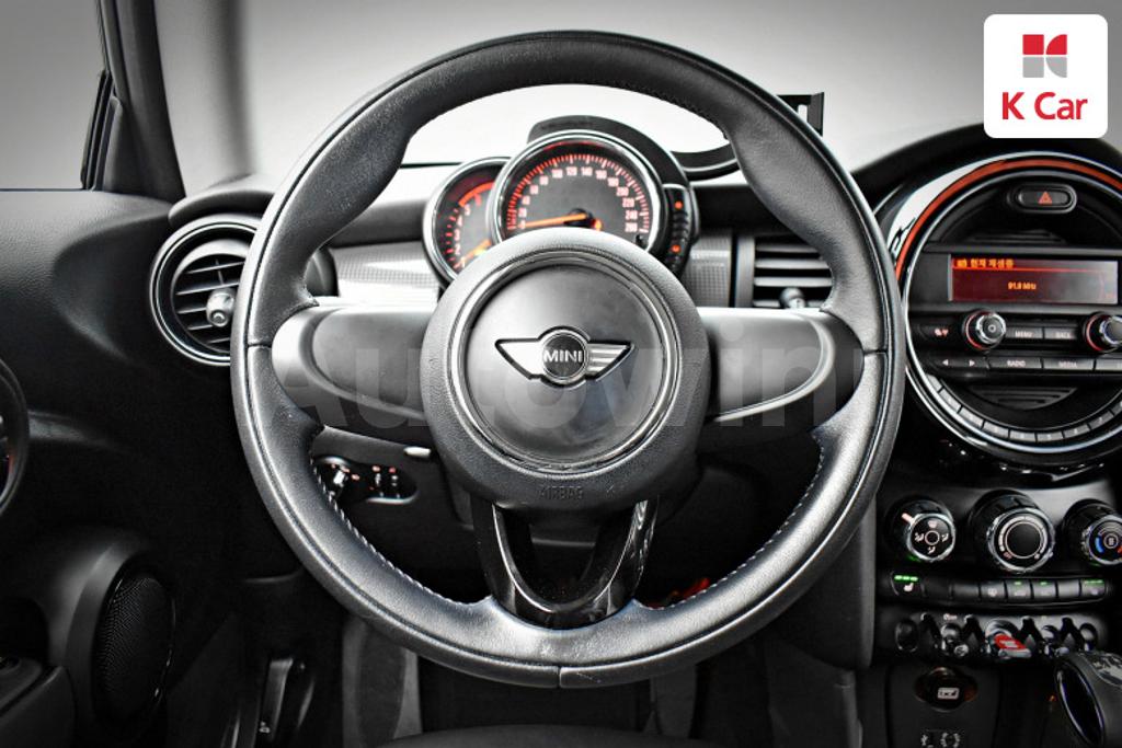 2015 MINI COOPER D BASIC - 8