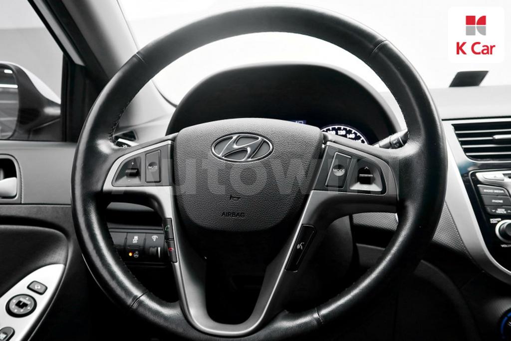 2017 HYUNDAI ACCENT  1.4 VVT MORDERN - 9