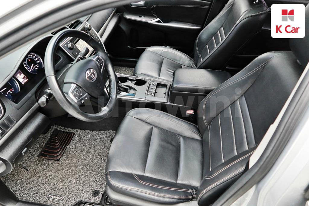 2016 TOYOTA  CAMRY HYBRID XLE - 15