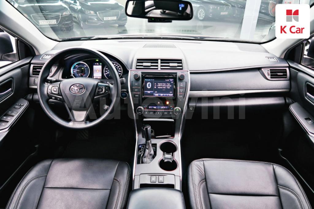 2017 TOYOTA  CAMRY HYBRID LE - 8