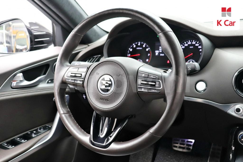 2019 KIA STINGER 2.0 TURBO 2WD - 13
