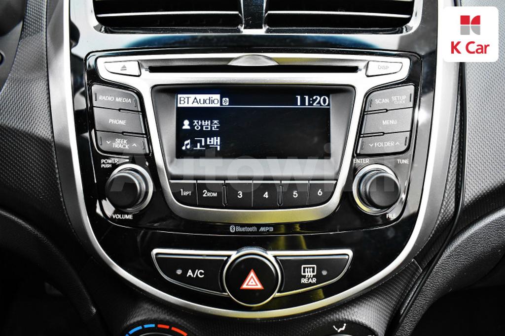 2019 HYUNDAI ACCENT  WIT 1.4 VVT MORDERN - 15