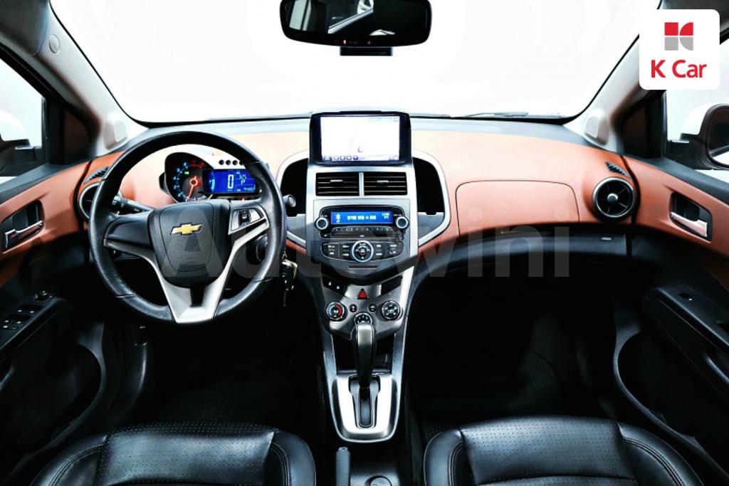 2013 GM DAEWOO (CHEVROLET) AVEO SEDAN LT LUXURY - 15