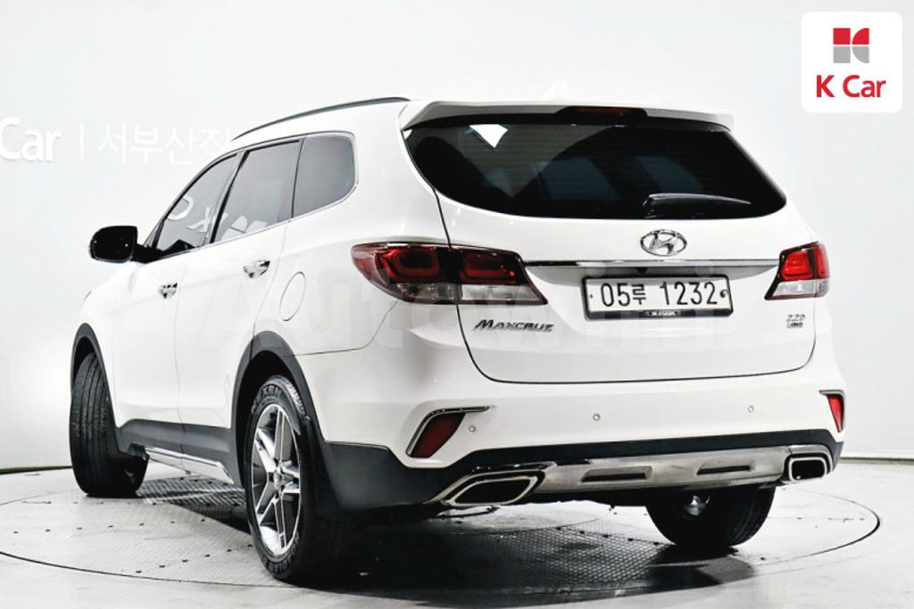 KMHSN81XBHU260910 2017 HYUNDAI  MAXCRUZ DIESEL 2.2 2WD-5