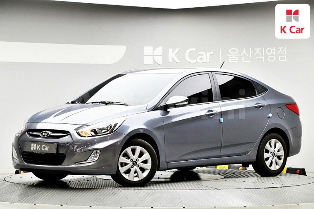 KMHCT41BEHU224749 2017 HYUNDAI ACCENT  1.4 VVT MORDERN-1