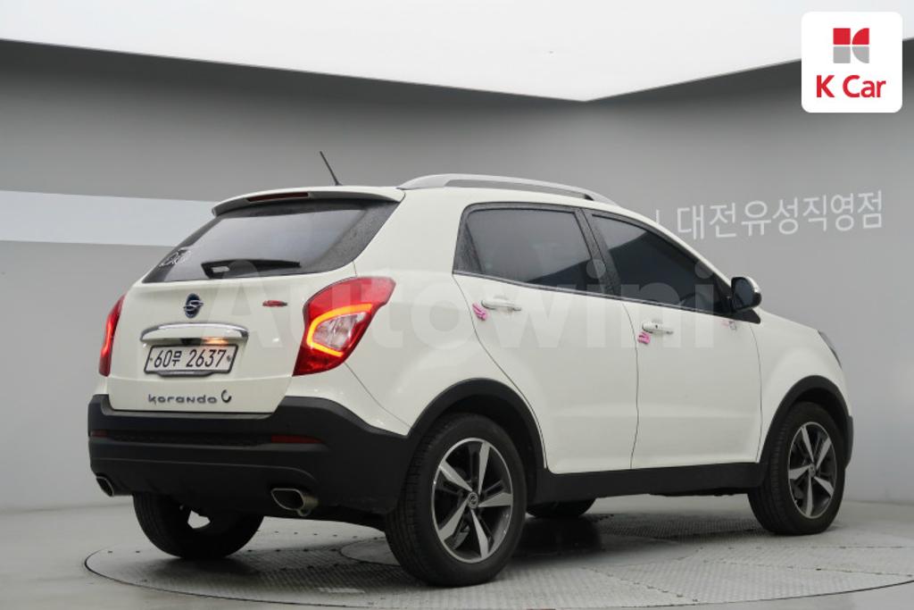 KPBBH2AW1HP253595 2017 SSANGYONG  STYLE KORANDO C 2.2 RX 2WD-1