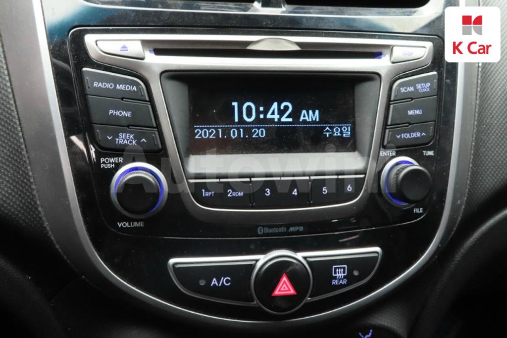 2017 HYUNDAI ACCENT  WIT DIESEL 1.6 VGT MORDERN - 7