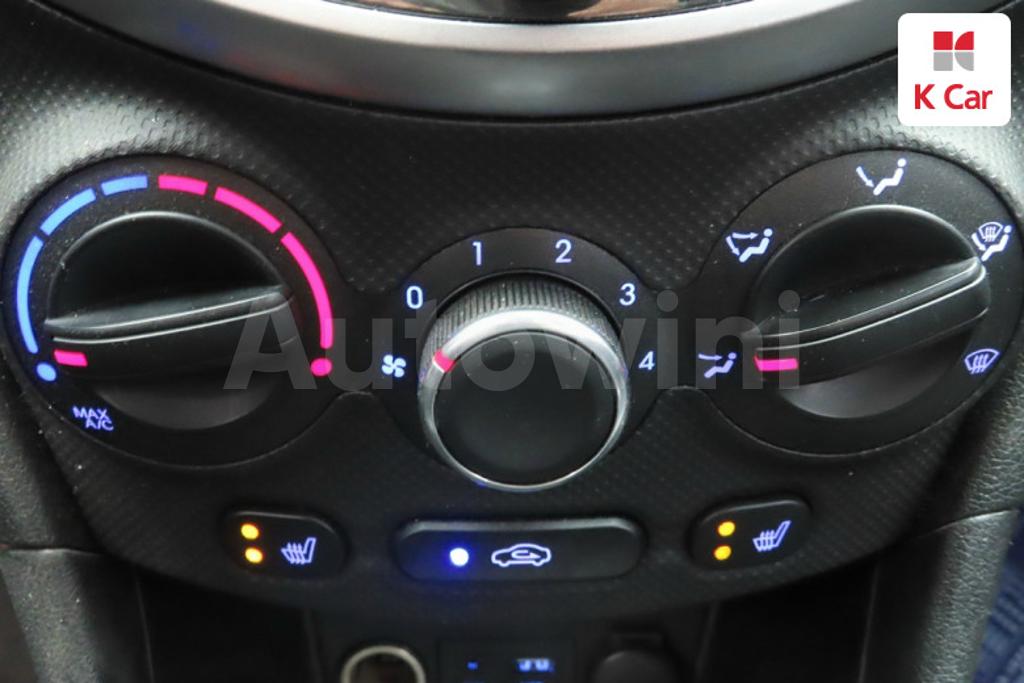 2017 HYUNDAI ACCENT  WIT DIESEL 1.6 VGT MORDERN - 9