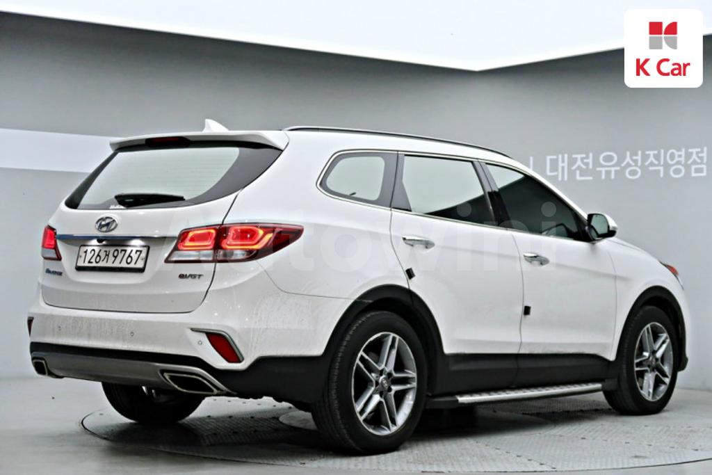 KMHSN81XBHU195383 2017 HYUNDAI  MAXCRUZ DIESEL 2.2 2WD-3