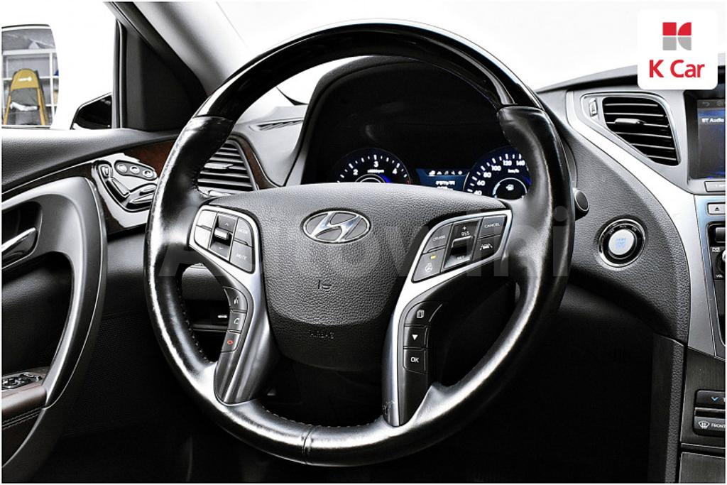 2016 HYUNDAI GRANDEUR HG AZERA HG220 DIESEL PREMIUM - 13