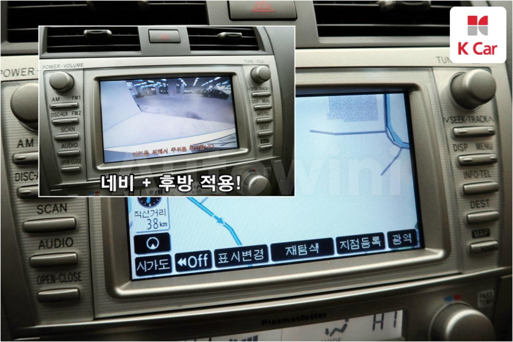 2011 TOYOTA CAMRY XLE - 15