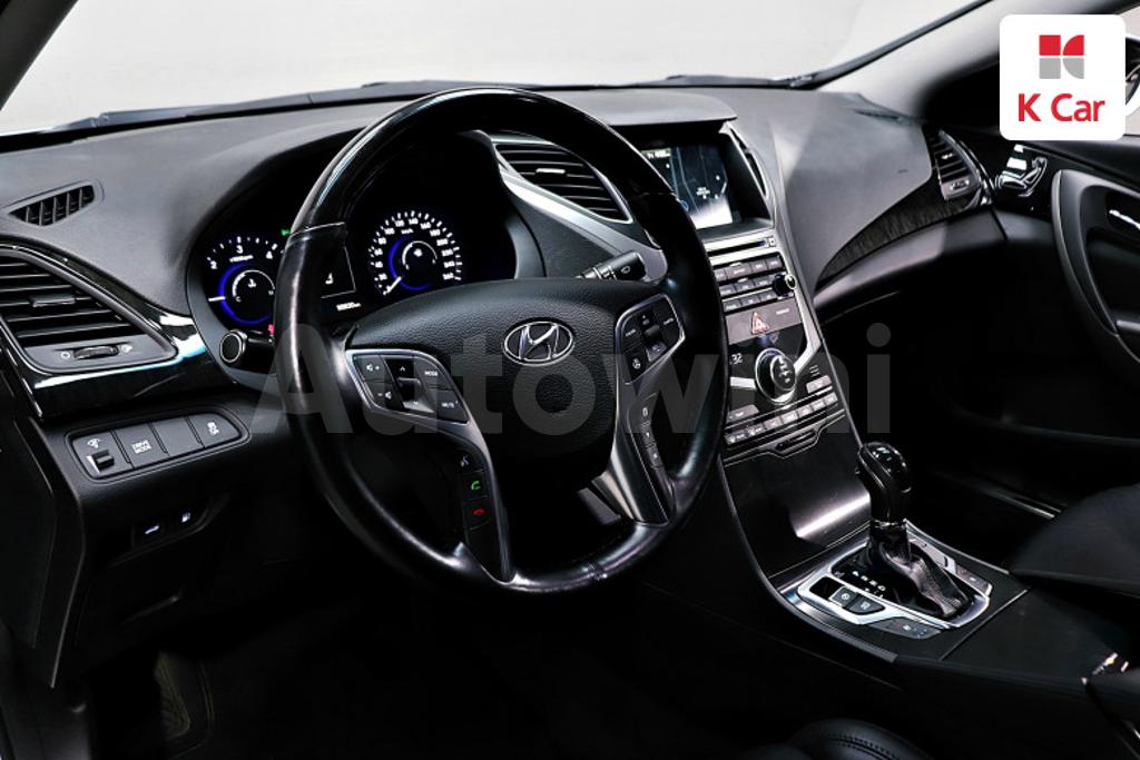 2015 HYUNDAI GRANDEUR HG AZERA HG220 DIESEL PREMIUM - 16