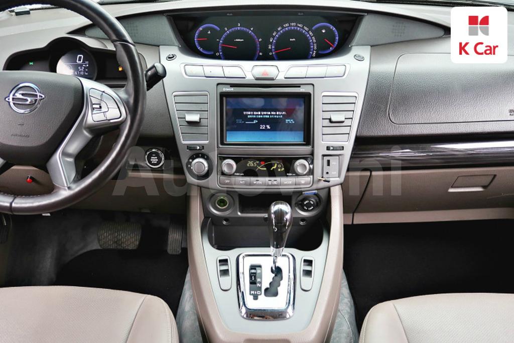 2016 SSANGYONG KORANDO TURISMO 4WD OUTDOOR EDITION 9 SEATS - 15