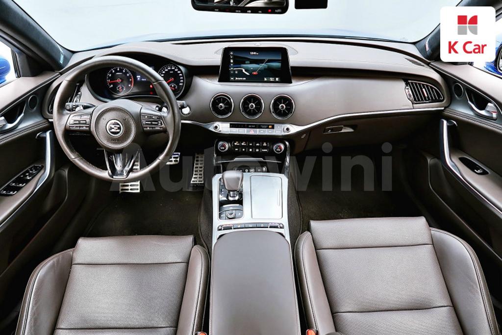 2019 KIA STINGER 2.0 TURBO 2WD - 7