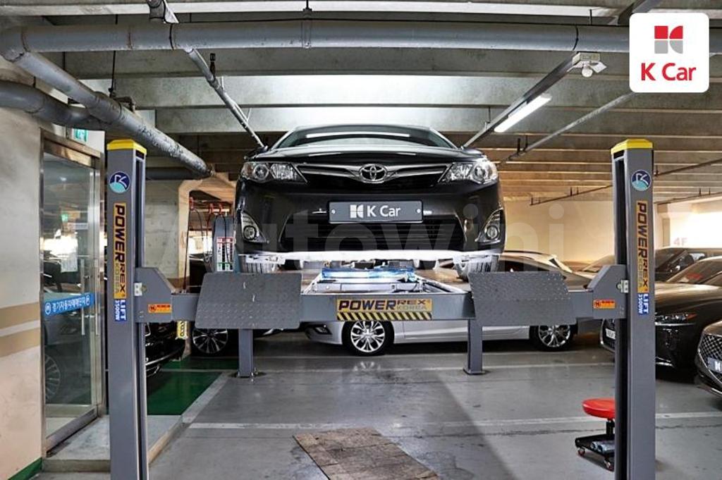 2012 TOYOTA  CAMRY 2.5 XLE - 29