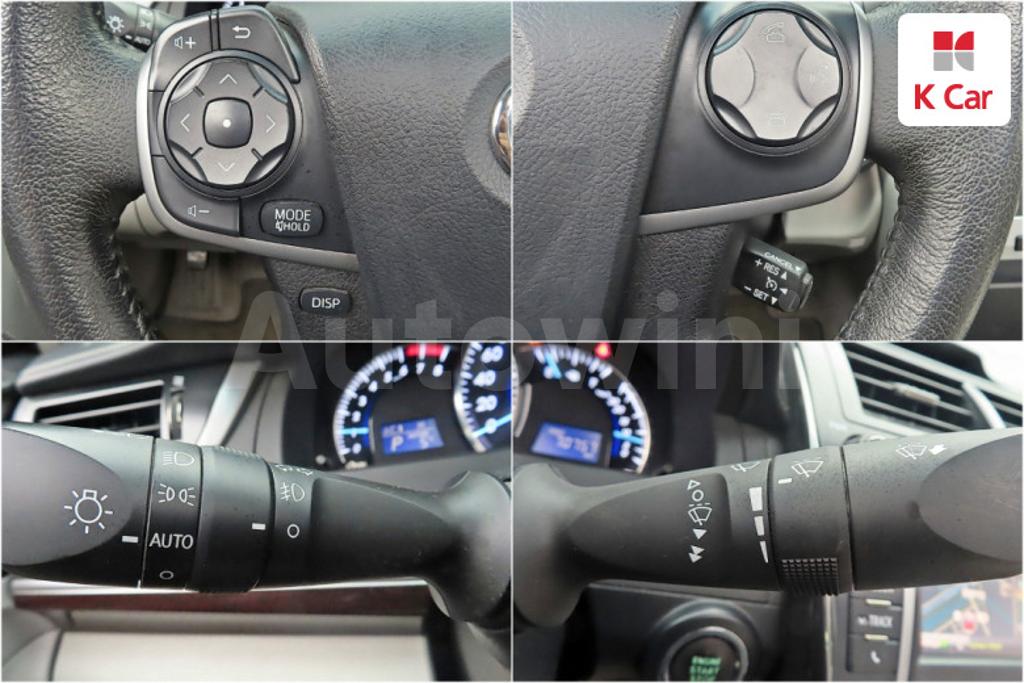 2012 TOYOTA  CAMRY 2.5 XLE - 13