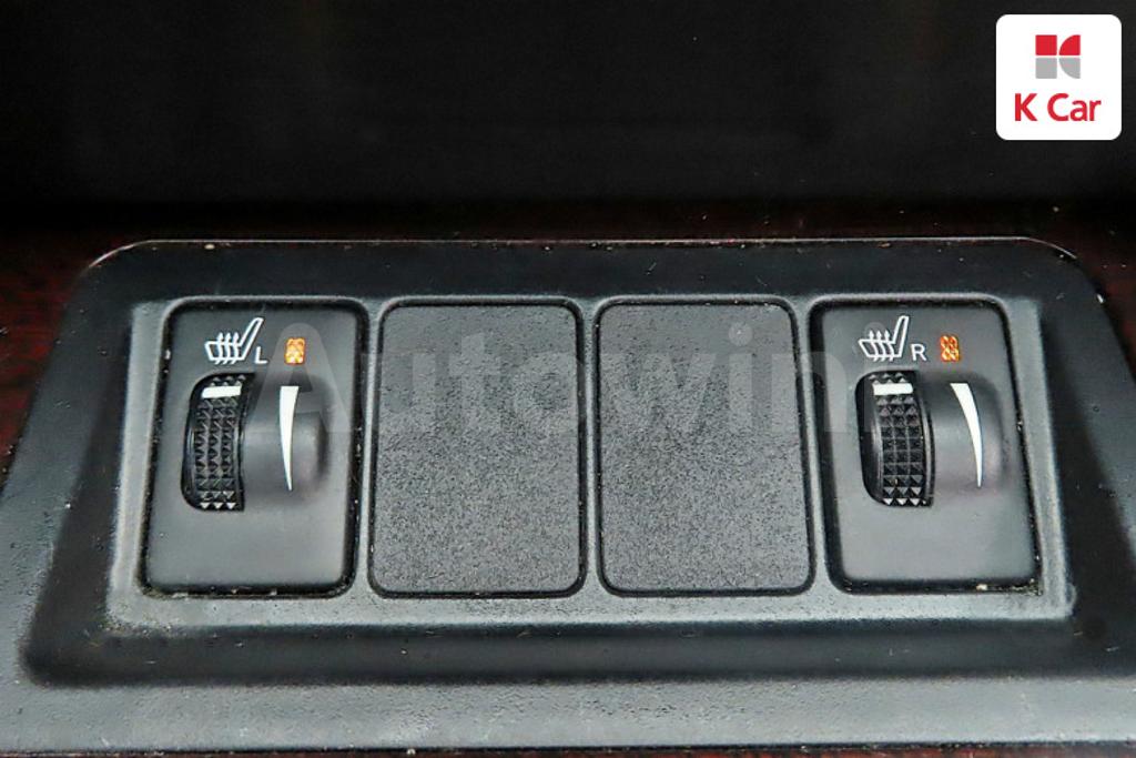 2012 TOYOTA  CAMRY 2.5 XLE - 16