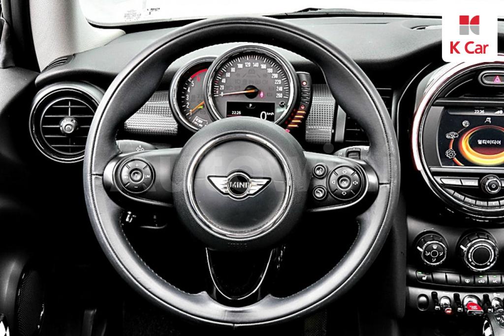 2016 MINI COOPER D MID - 8