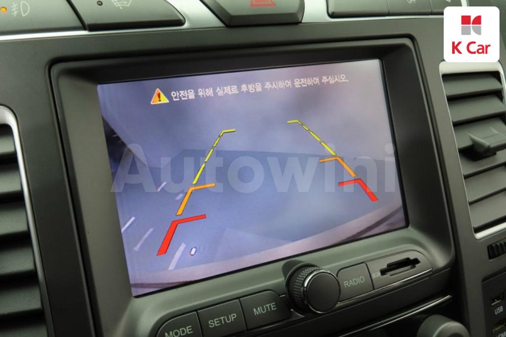 2016 SSANGYONG KORANDO TURISMO 4WD TX 9 SEATS - 13