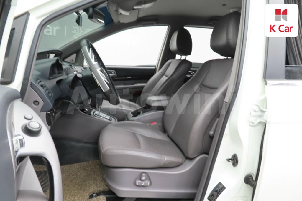2016 SSANGYONG KORANDO TURISMO 4WD TX 9 SEATS - 16