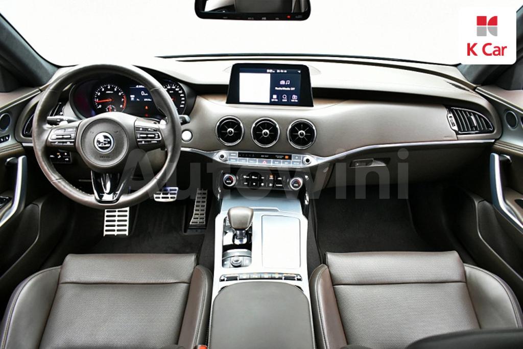 2019 KIA STINGER 2.0 TURBO 2WD - 7