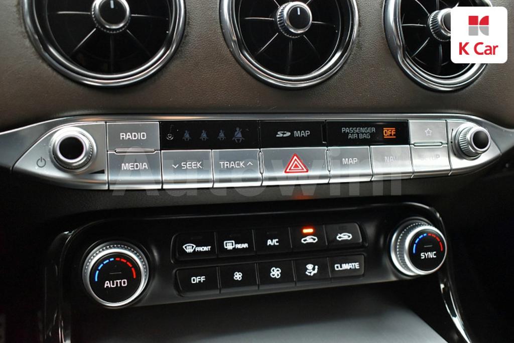 2019 KIA STINGER 2.0 TURBO 2WD - 14