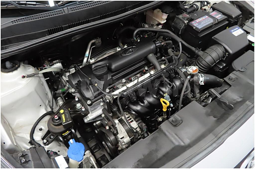 2017 HYUNDAI ACCENT  WIT 1.4 VVT MORDERN - 27