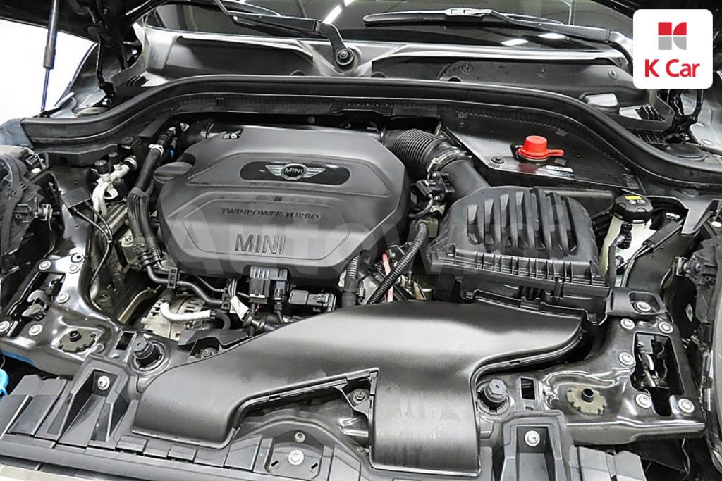 2017 MINI COOPER D MID - 19