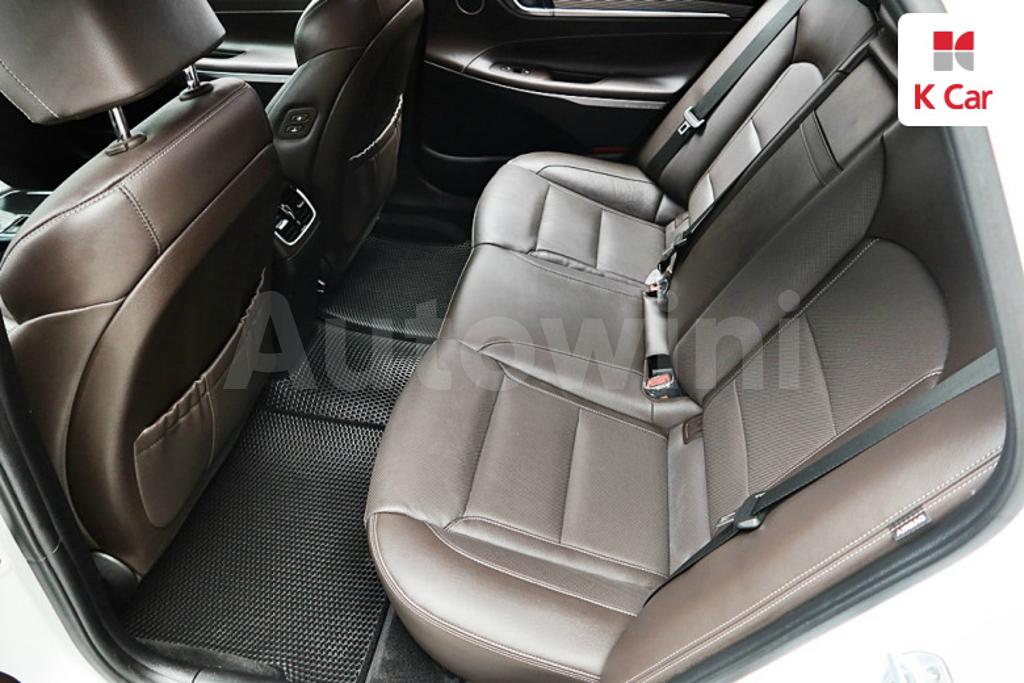 2018 HYUNDAI GRANDEUR IG AZERA 2.2 DIESEL PREMIUM - 18