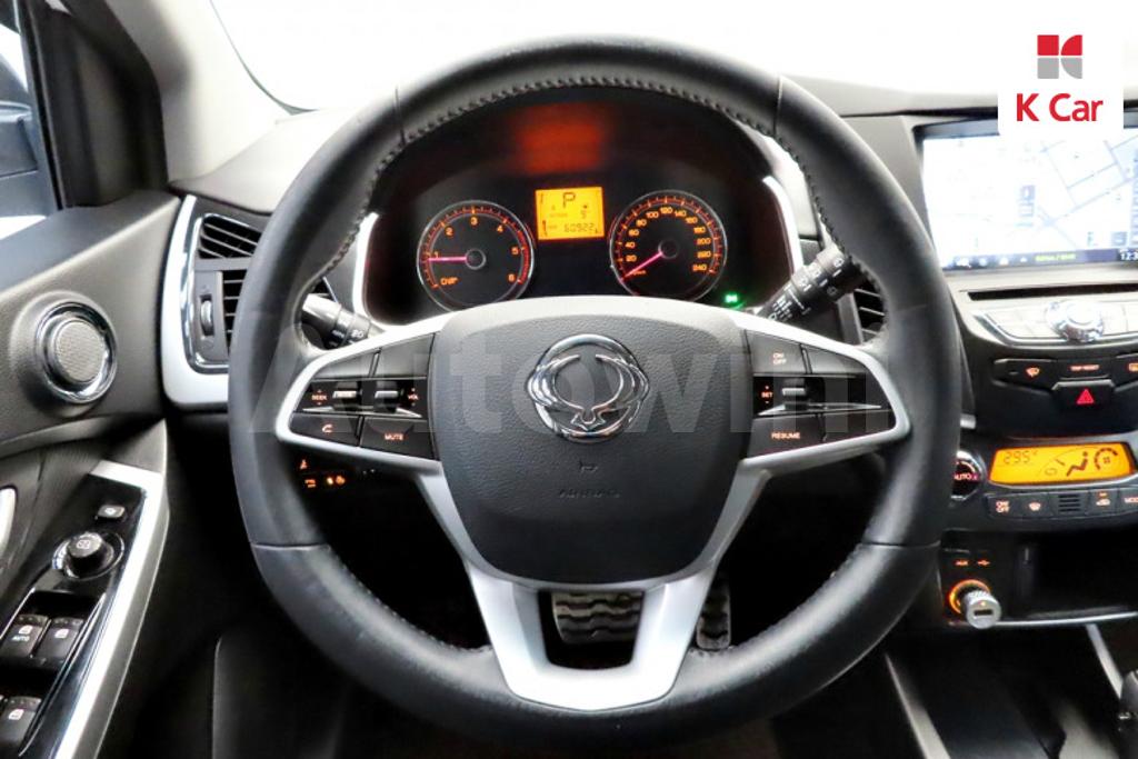2017 SSANGYONG  STYLE KORANDO C 2.2 EXTREME 2WD - 9