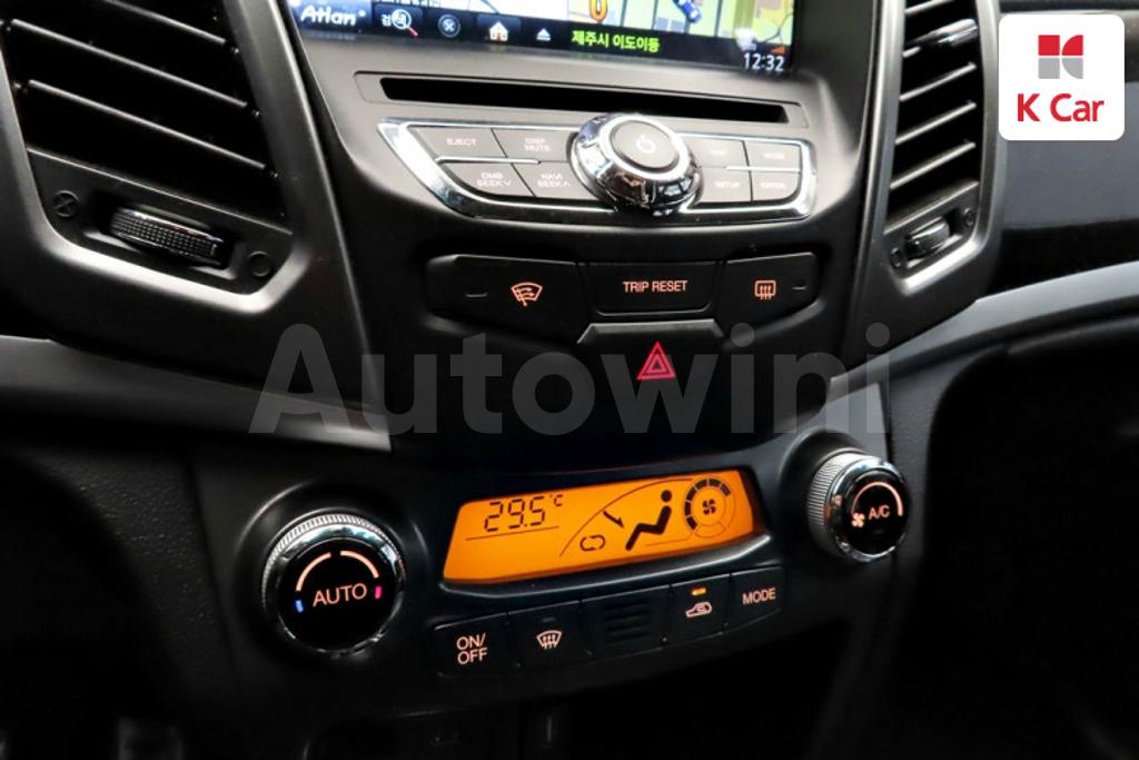 2017 SSANGYONG  STYLE KORANDO C 2.2 EXTREME 2WD - 13