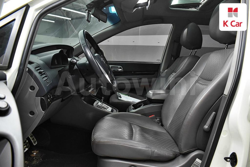 2016 SSANGYONG KORANDO TURISMO 4WD TX 9 SEATS - 6