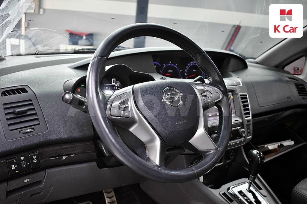 2016 SSANGYONG KORANDO TURISMO 4WD TX 9 SEATS - 10