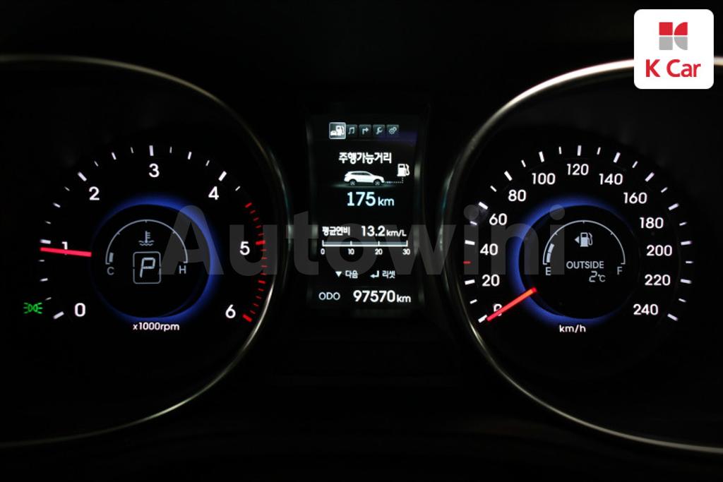 KMHSN81XBEU044999 2014 HYUNDAI MAXCRUZ DIESEL(E-VGT) 2.2 2WD EXCLUSIVE-2