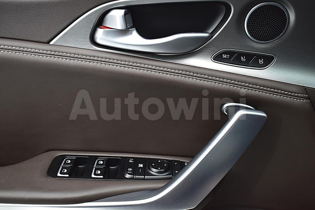 2019 KIA STINGER 2.0 TURBO AWD - 27