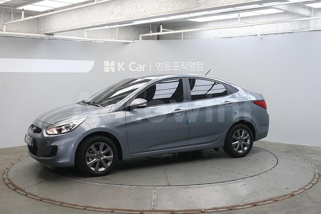 KMHCS41BEKU457148 2019 HYUNDAI ACCENT  1.4 VVT SMARTSPECIAL-2