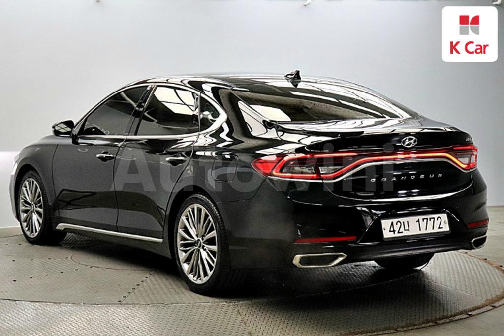 KMHF441RBHA018944 2017 HYUNDAI GRANDEUR IG AZERA 2.2 DIESEL PREMIUM-3