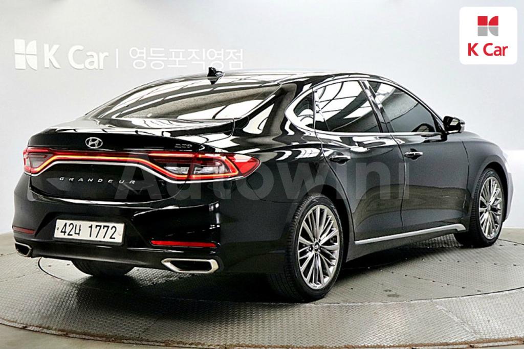 KMHF441RBHA018944 2017 HYUNDAI GRANDEUR IG AZERA 2.2 DIESEL PREMIUM-5