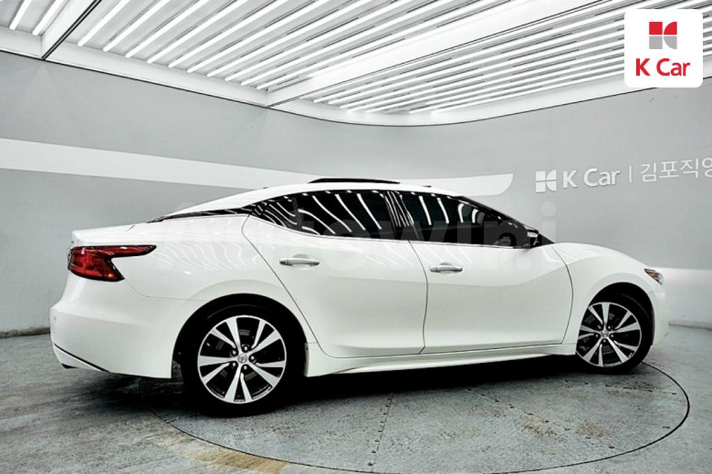 1N4AA6AP2HC363576 2017 NISSAN MAXIMA A36  3.5 PLATINUM-3