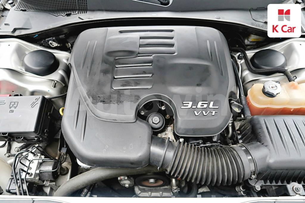 2012 CHRYSLER  300C 3.6 - 19