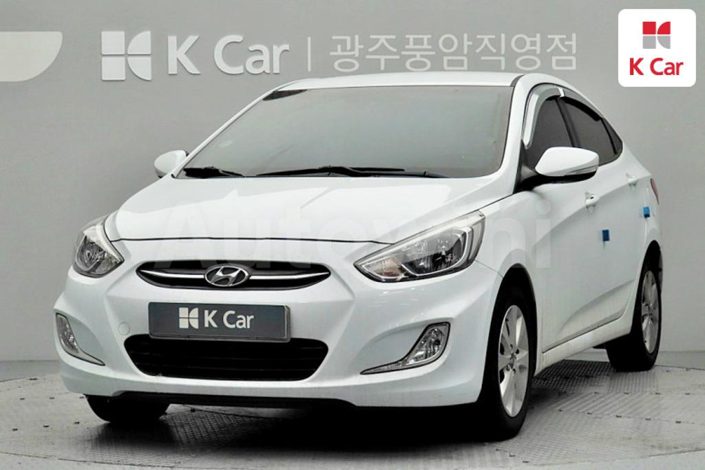 KMHCT41BEHU313581 2017 HYUNDAI ACCENT  1.4 VVT MORDERN-0