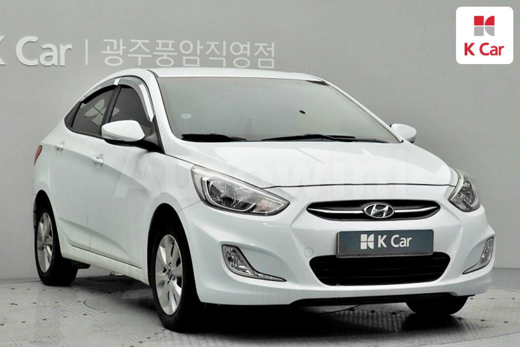 KMHCT41BEHU313581 2017 HYUNDAI ACCENT  1.4 VVT MORDERN-2