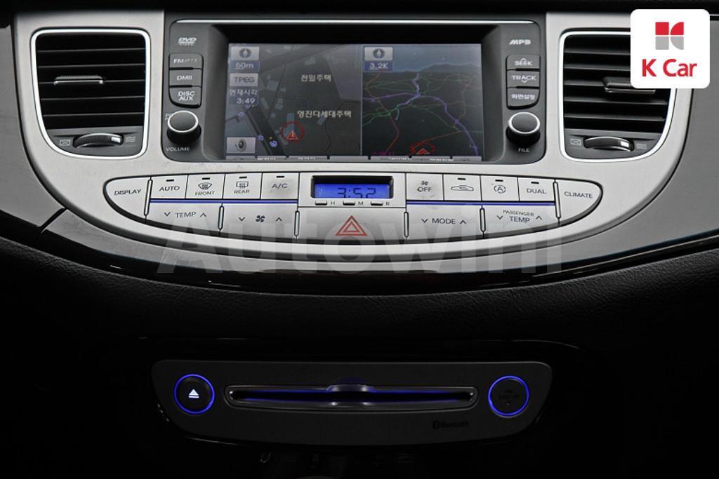 2013 HYUNDAI GENESIS BH330 MORDERN - 9
