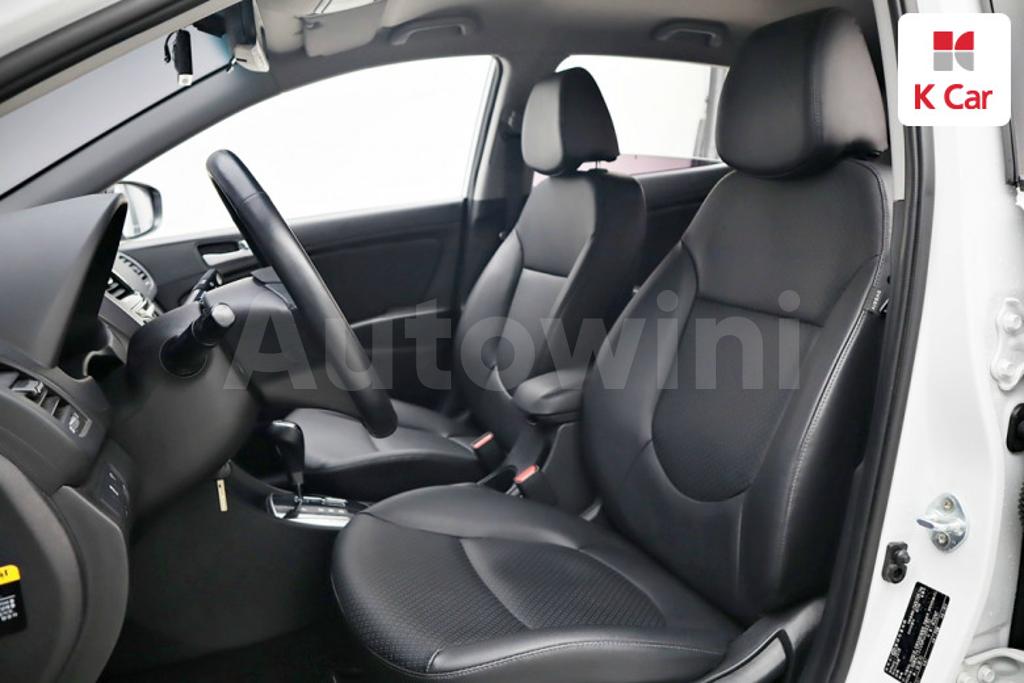 2019 HYUNDAI ACCENT  WIT DIESEL 1.6 VGT MORDERN - 15