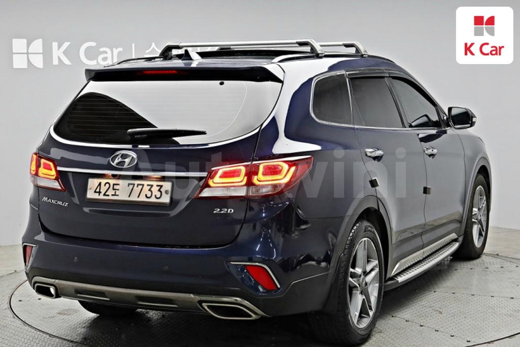 KMHSN81XBJU295865 2018 HYUNDAI  MAXCRUZ DIESEL 2.2 2WD-1