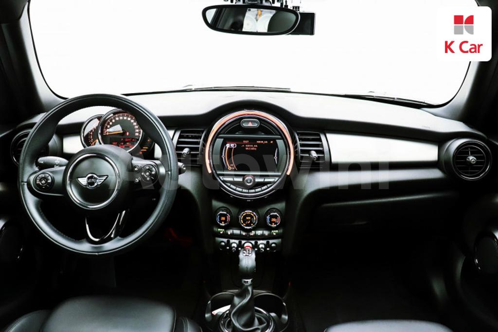 2016 MINI COOPER BLACK EDITION - 11